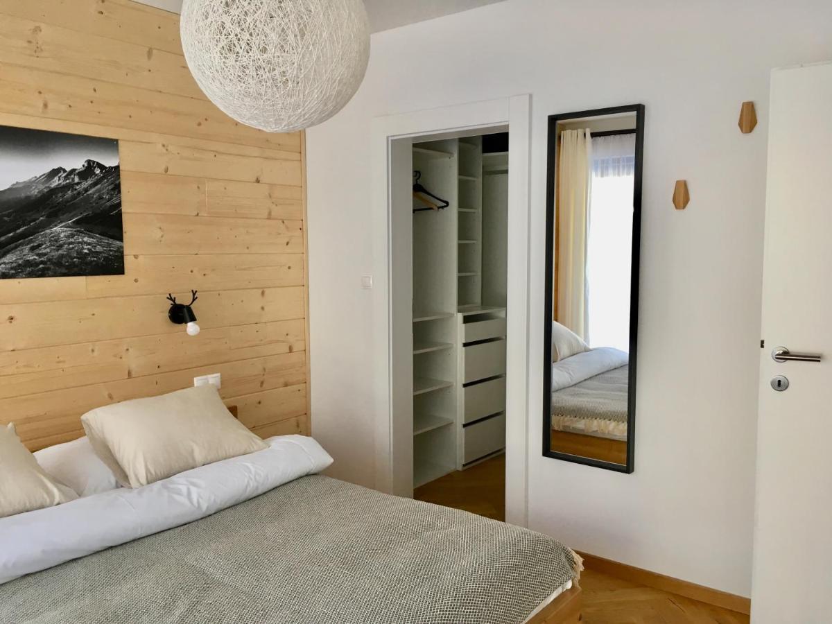 Lomnica Garden Apartment ตาตรันสกา ลอมนีจา ภายนอก รูปภาพ