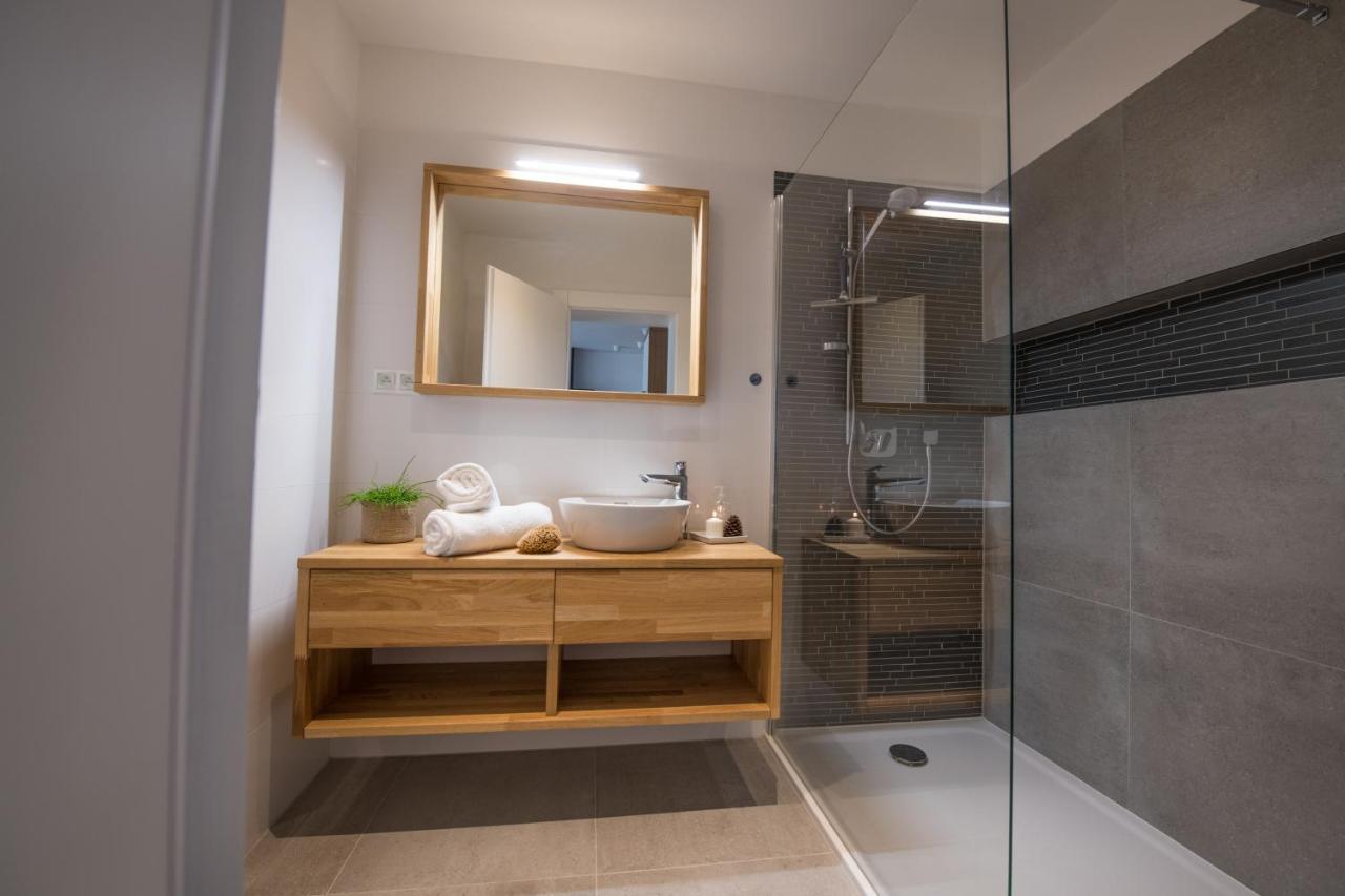 Lomnica Garden Apartment ตาตรันสกา ลอมนีจา ภายนอก รูปภาพ