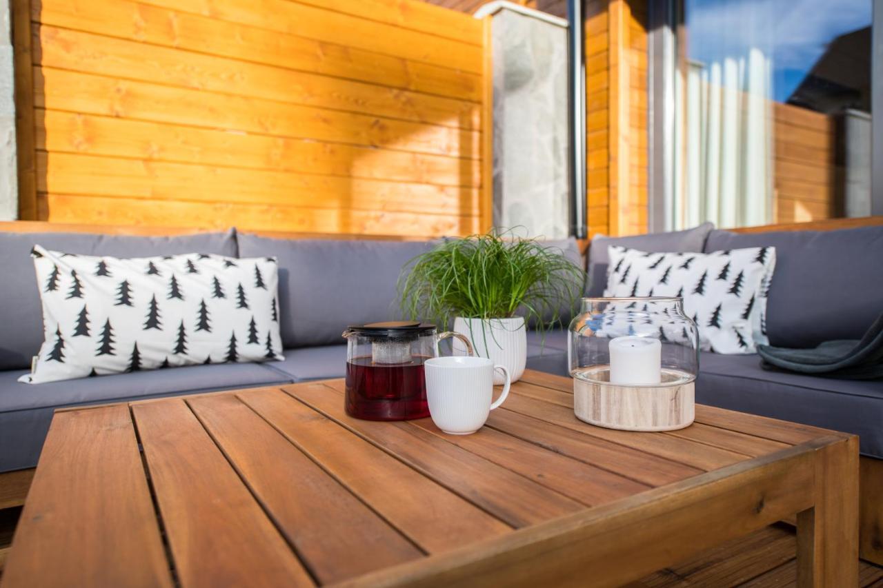 Lomnica Garden Apartment ตาตรันสกา ลอมนีจา ภายนอก รูปภาพ
